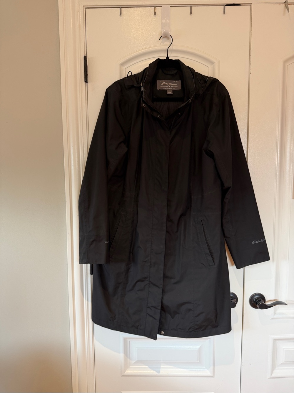 Eddie Bauer Women’s Girl on the Go Black Hooded Trench Waterproof
